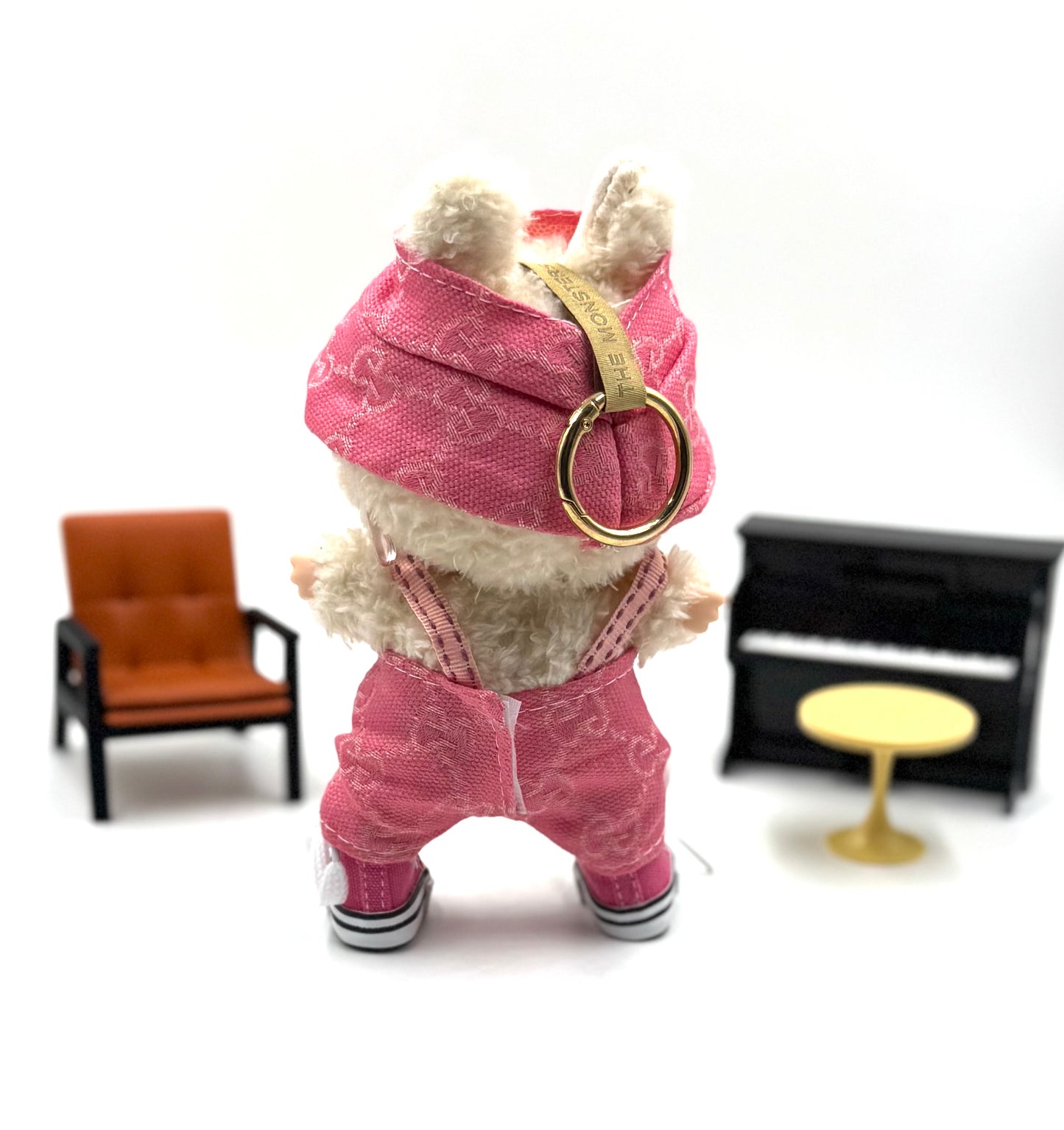 Bubblepop Pink Doll Outfit – Streetwear Set with Bucket Hat, Monogram Overalls, Glasses & Shoes for 17cm Labubu Bunny Doll Lovers